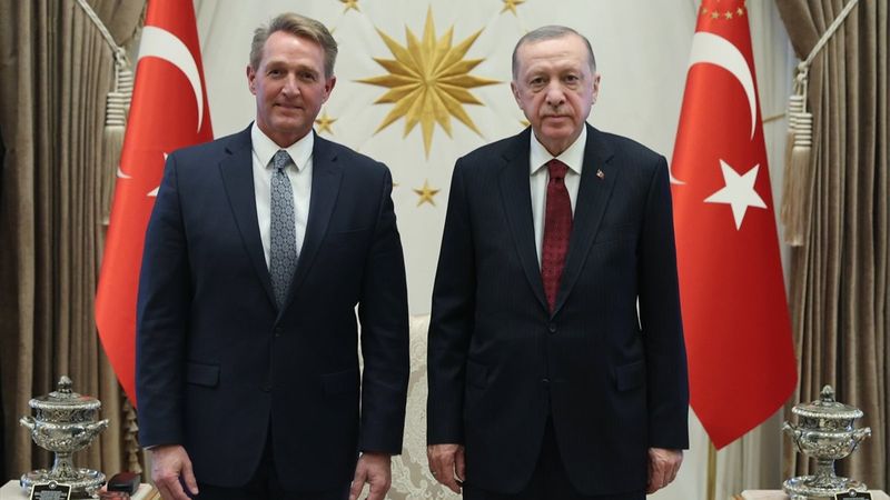 ABD'nin Ankara Büyükelçisi Flake, Erdoğan'a güven mektubu sundu