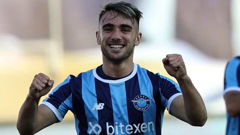 Yunus Akgün'ün aklı Galatasaray'da