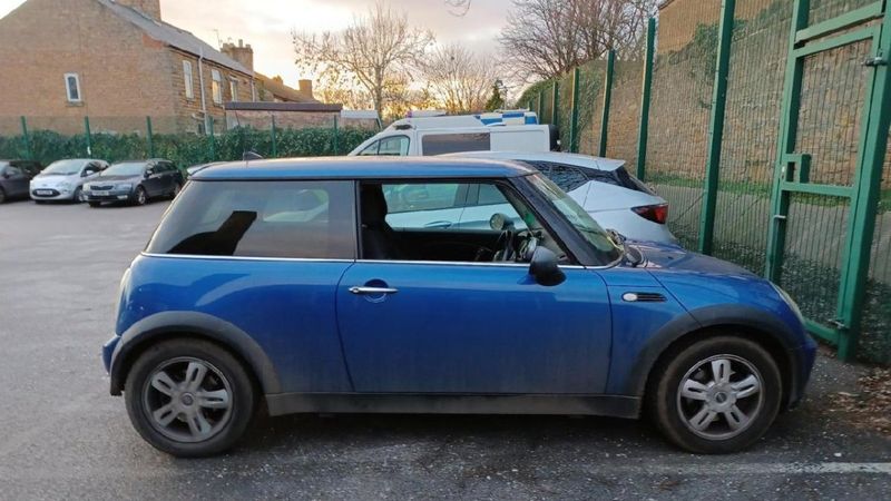 İngiltere'de 72 yıldır polis çevirmesine takılmayan ehliyetsiz adam