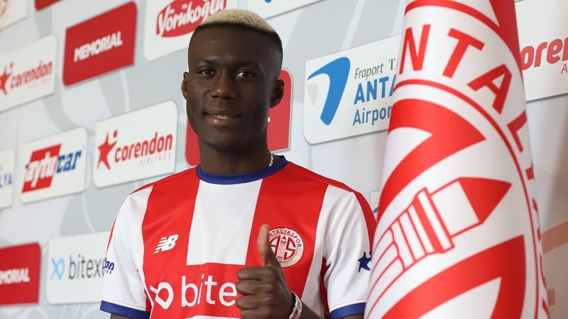 Alassane Ndao resmen Antalyaspor'da