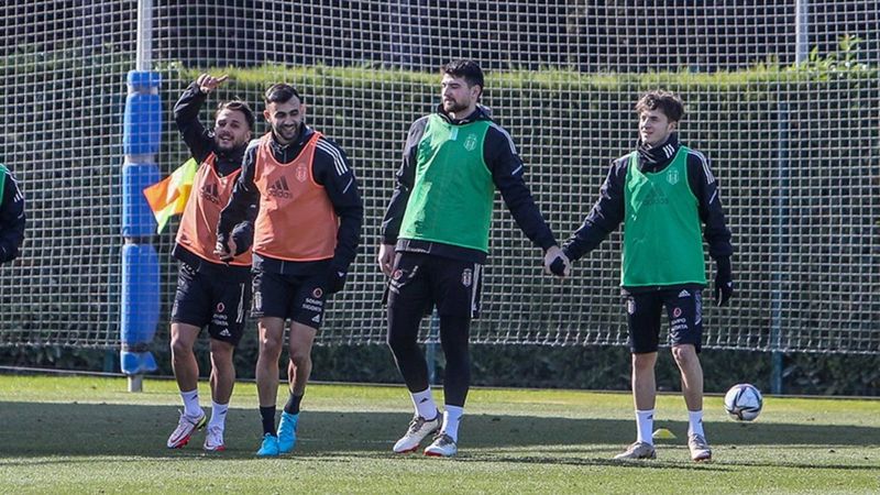 Rachid Ghezzal takım çalışmasına döndü