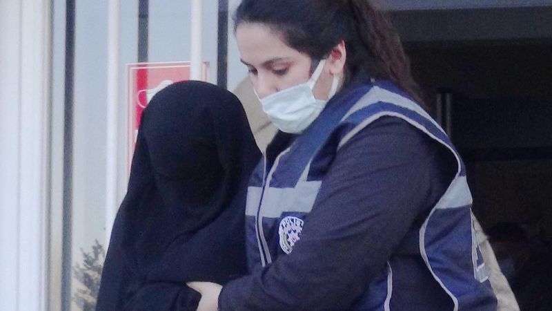 Erzurum'daki kadın eşini uykusunda bıçakla öldürdü