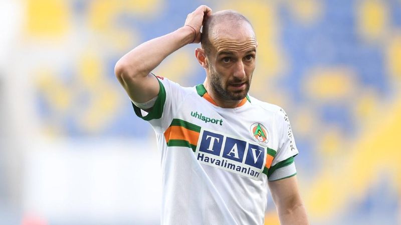 Fenerbahçe'de Efecan Karaca harekatı