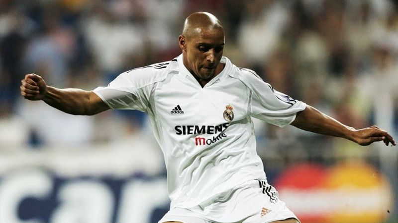 Roberto Carlos futbola dönüyor