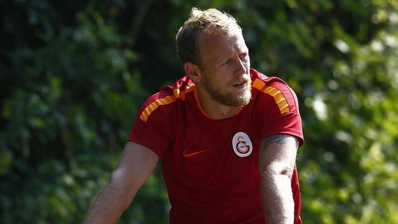 Semih Kaya, Galatasaray ile anlaştı