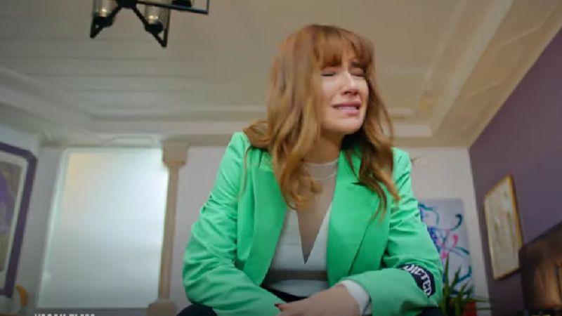 Yasak Elma 130. Bölüm Fragmanı: Kumru hamile olduğunu öğreniyor