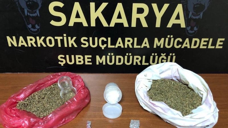 Sakarya’da uyuşturucu operasyonu: 10 tutuklama