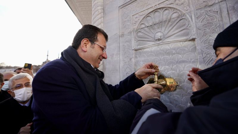 Ekrem İmamoğlu, 3. Ahmet Çeşmesi açılışına katıldı