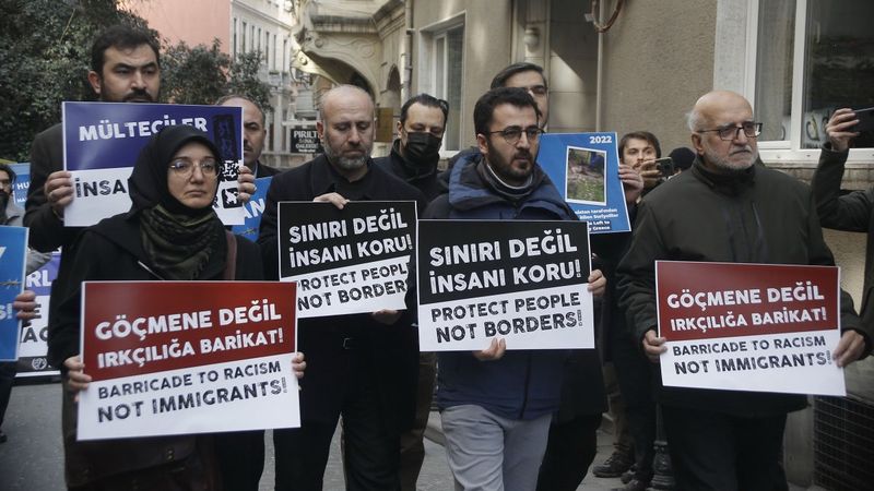 Yunanistan Konsolosluğu'nda mülteci ölümleri protesto edildi