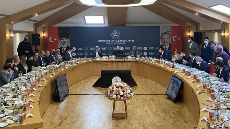 İçişleri Bakanı Süleyman Soylu, muhtarlarla görüştü