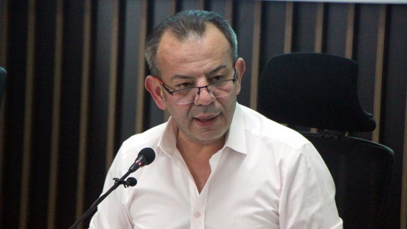 Tanju Özcan: 11 vekil istifa ederse ara seçim genel seçime dönüşür