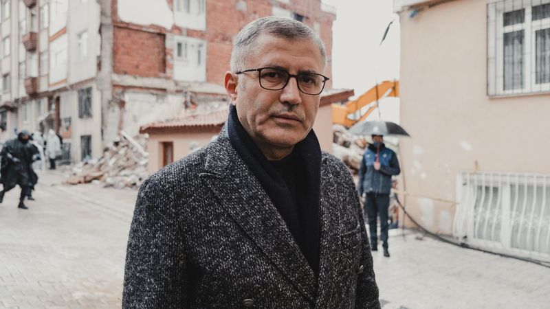 Üsküdar Belediye Başkanı Türkmen, patlamaya ilişkin son bilgileri verdi