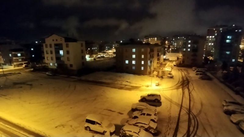 Uşak'ta eğitime kar engeli