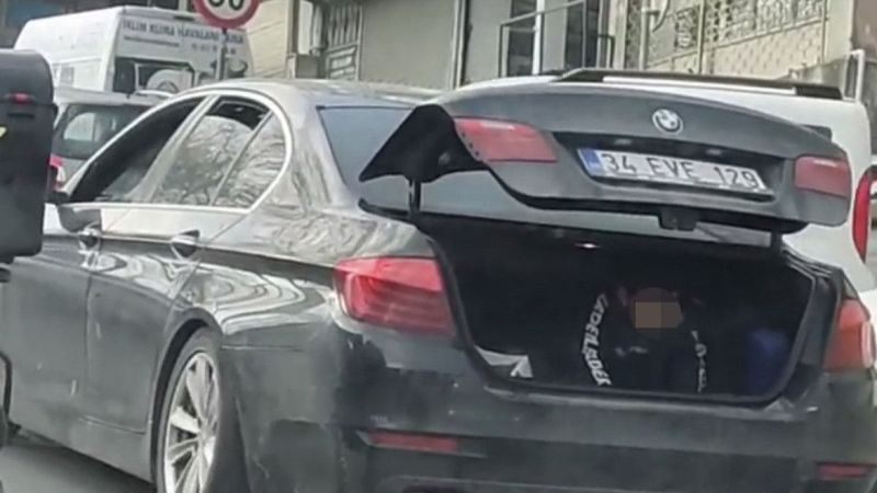 Esenler'de çocuğunu bagajda taşıyan baba: Yaramazlık yapmıştı