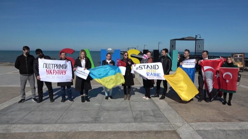 Samsun'da yaşayan Ukraynalılar Rusya'yı protesto etti