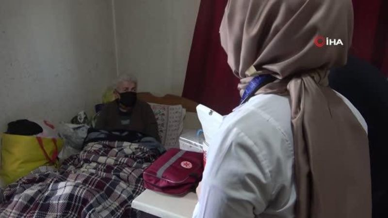 Antalya'da, Turkovac aşısı evlerde yapılmaya başladı