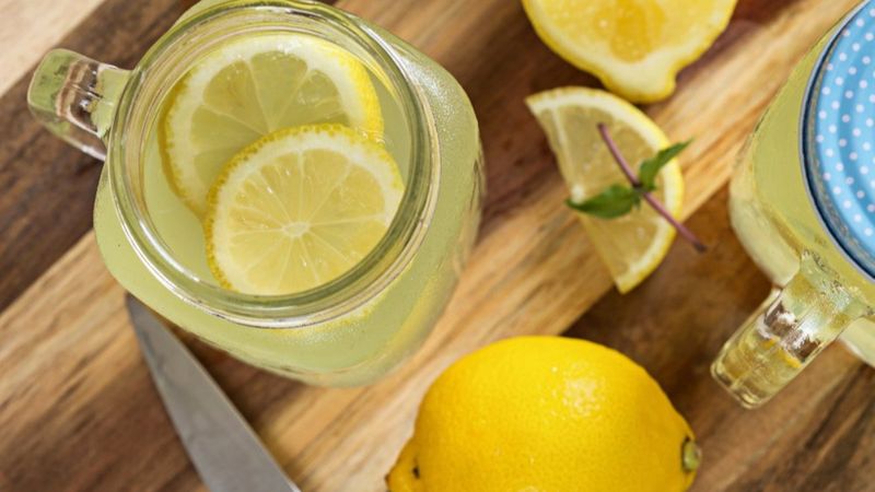 15 gün boyunca limonlu su içmenin inanılmaz sonuçları