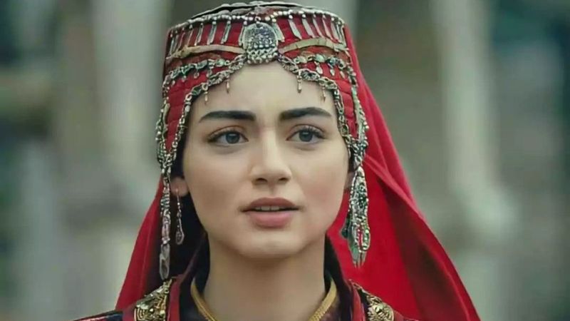 Kuruluş Osman'ın Bala'sı görenin aklını aldı! Son paylaştığı kare 'Osman Bey görse kıskanır' dedirtti