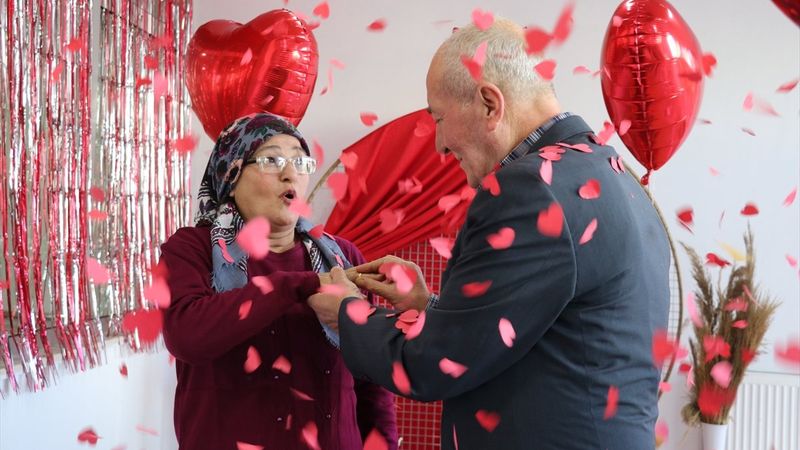 Adana'da, huzurevinde ikinci bahara adım attılar