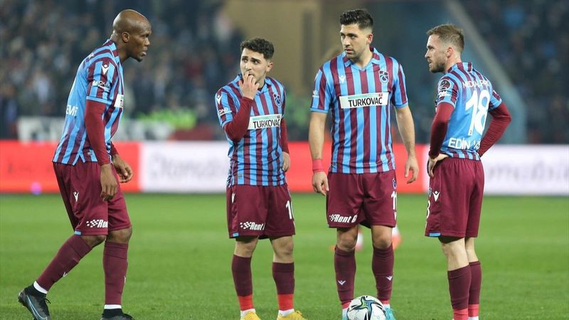 Trabzonspor zirvede yalnız