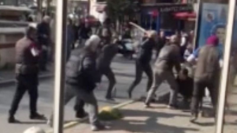 İstanbul'un göbeğinde pitbull dehşeti: Sahibi bıraktı 3 kişiye saldırdı