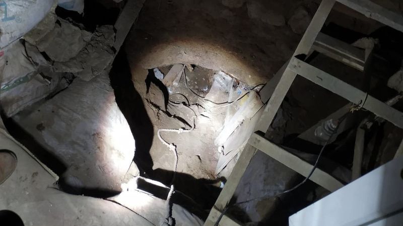 İzmir'de define için 750 yıllık caminin yanında ev tuttu