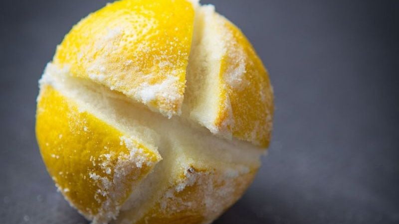 Limonu tuza bulamanın mucizevi etkileri