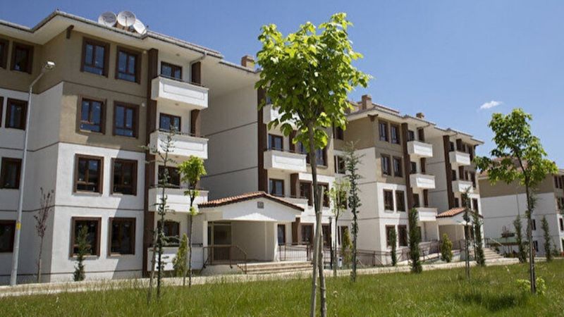 TOKİ, İzmir’de üst gelir grubu için konut üretileceği iddialarını yalanladı