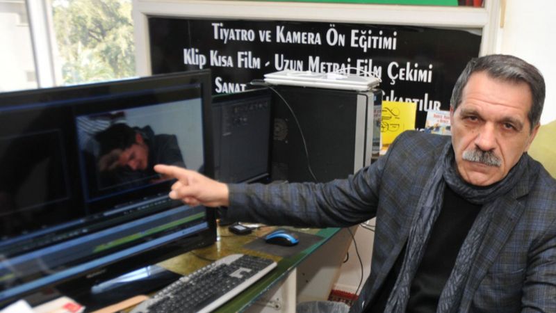 Antalya'da bir genç, canlandırdığı karakterin sonunu yaşadı