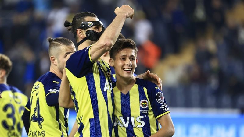 Fenerbahçe, Hatayspor'u 2 golle mağlup etti