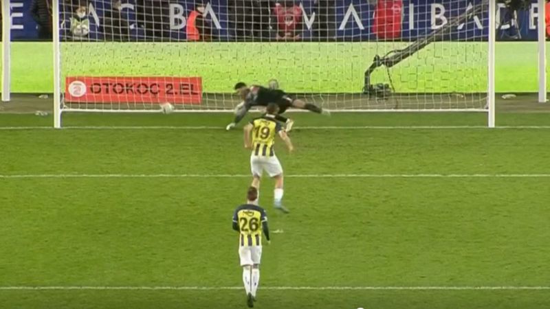 Serdar Dursun'dan ilginç penaltı