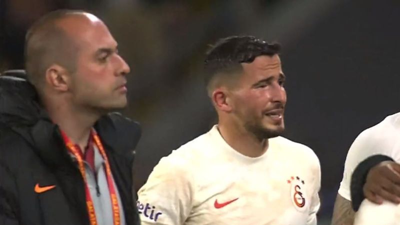 Omar Elabdellaoui, gözyaşlarını tutamadı