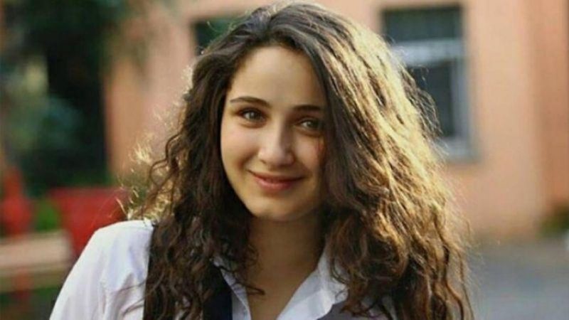 Nazar duası... Kırgın Çiçekler Songül'ün kendisine ikizi kadar benzeyen oğluna bakın!