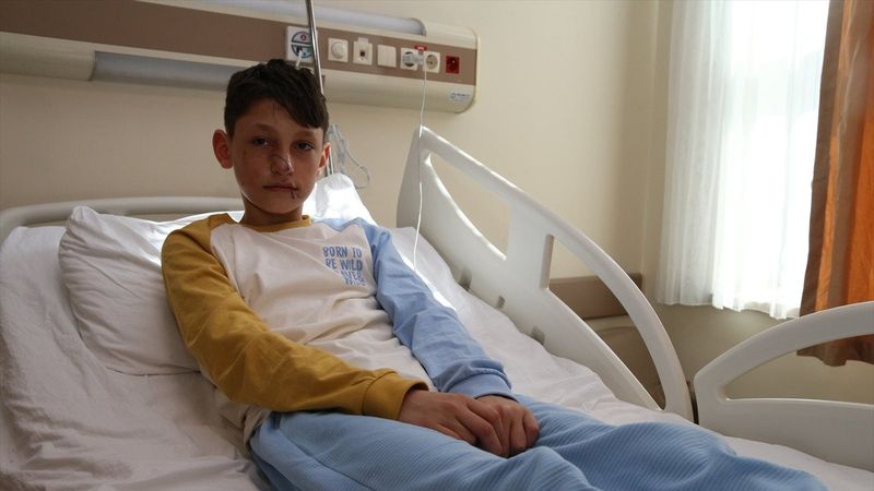 Tokat’ta köpek saldırısına uğrayan çocuk, ameliyattan çıktı