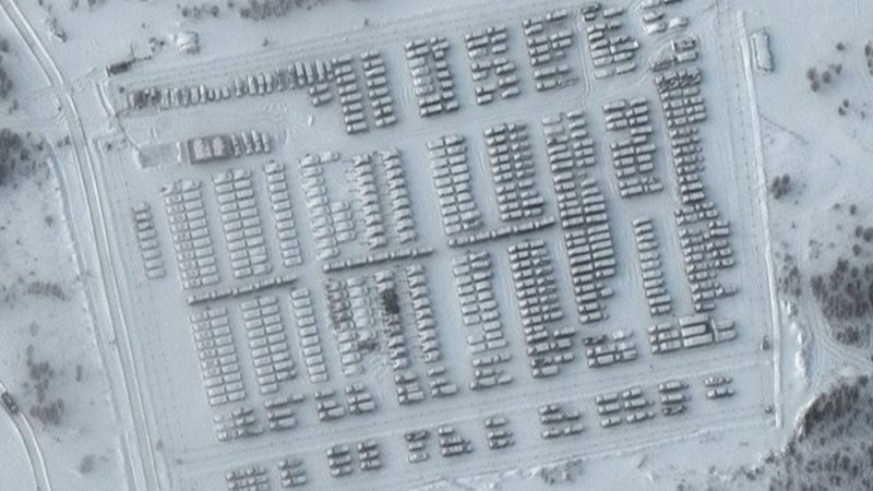 Pentagon: Rus askerlerinin yüzde 80'i Ukrayna'ya girmeye hazır