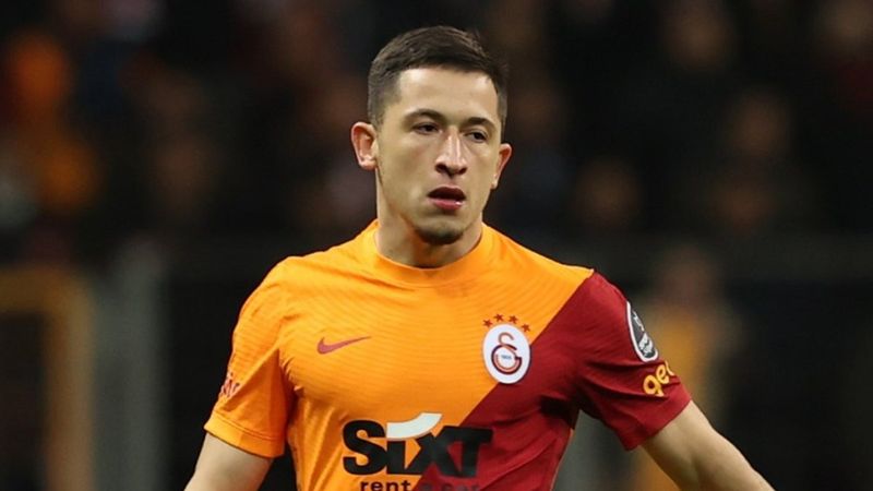Galatasaray 8 oyuncuyla yollarını ayırmayı planlıyor
