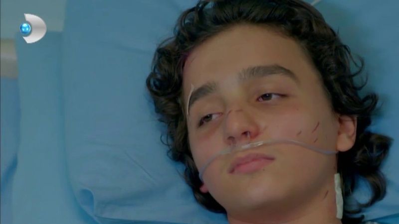 Poyraz Karayel'in İsa'sını görünce şoke olacaksınız! Değişmiş ama öyle böyle değil...