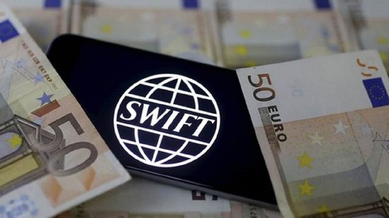 Rus bankaları SWIFT sisteminden kaldırılıyor