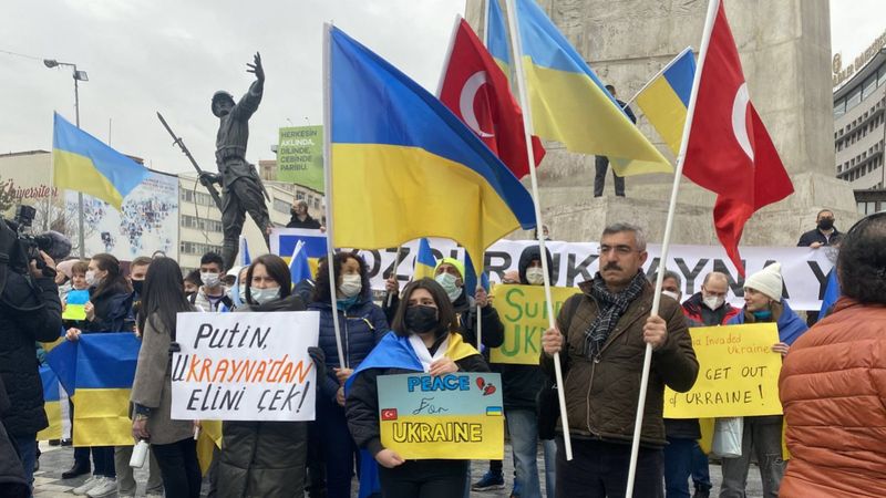 Ankara'da yaşayan Ukraynalılardan 'Rusya' protestosu
