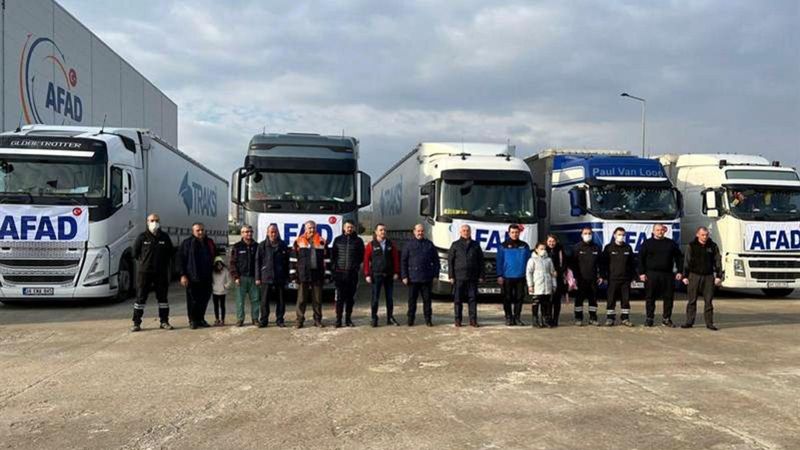 Tekirdağ'dan Ukrayna'ya 5 tır insani yardım malzemesi gönderildi