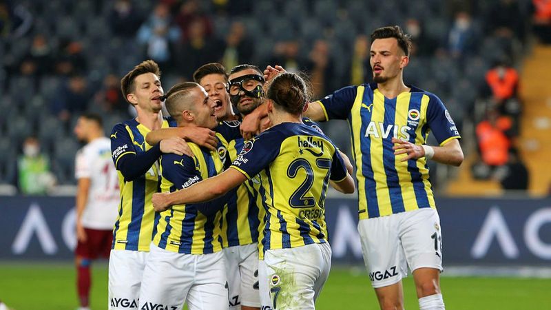 Kasımpaşa - Fenerbahçe maçının ilk 11'leri