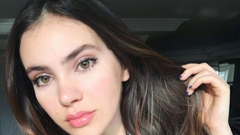 Üç Kız Kardeş'in Dönüş'ü Almila Ada gönlünü Fransız'a kaptırmış! 7 yıllık aşktan geriye kalan...