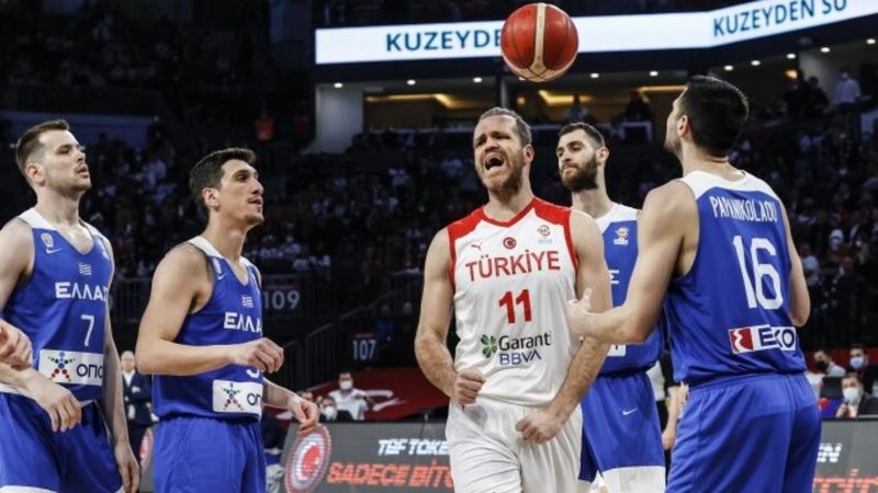 12 Dev Adam, Yunanistan'a mağlup oldu