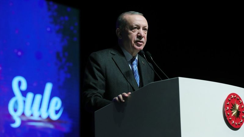 Cumhurbaşkanı Erdoğan: Milletimiz darbecilere alkış tutanları unutmayacak