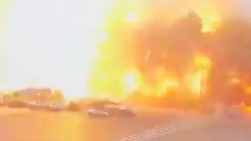 Rusya, Harkov'daki yönetim binasını vurdu