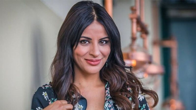 EDHO'nun Gönül'ü Zara'nın güzeller güzeli annesine bakın! 'Mavişim' dedi, sosyal medya yıkıldı