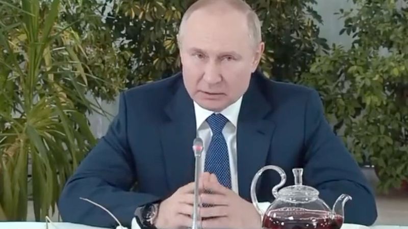 Vladimir Putin: Ukrayna'nın askeri altyapısını yok etme kararı aldık