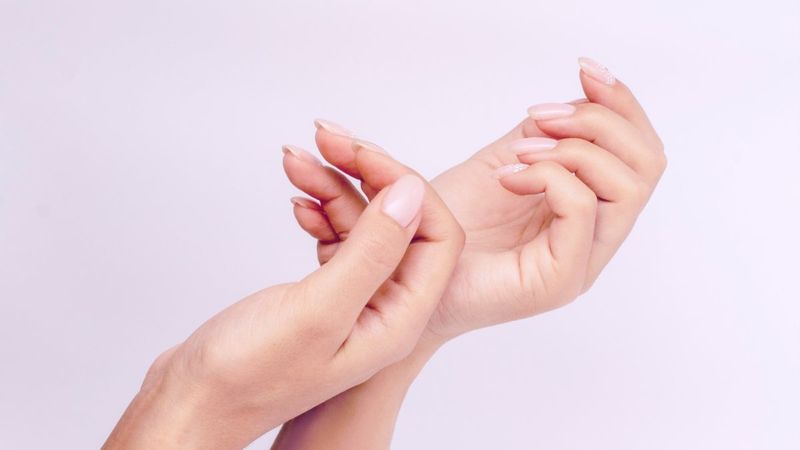 Kırılgan tırnakları güçlendiren 9 doğal gıda