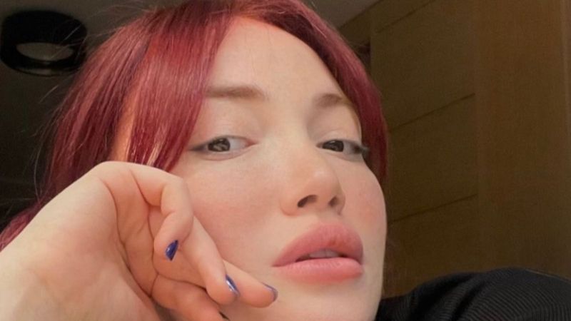 Efekt değil gerçek! Danla Bilic'in yeni saç rengine yorum yağdı... 'Ateş ediyorsun'...