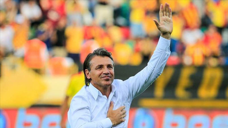 Bursaspor, Tamer Tuna ile yolları ayırdı